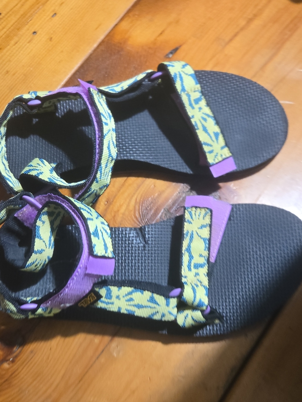 Teva Black Sandals with Yellow-Green Pattern and Purple Trim Sz 8